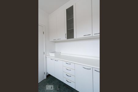 Apartamento para alugar com 178m², 3 quartos e 3 vagas Apartamento para alugar com 178m², 3 quartos e 3 vagasCopa