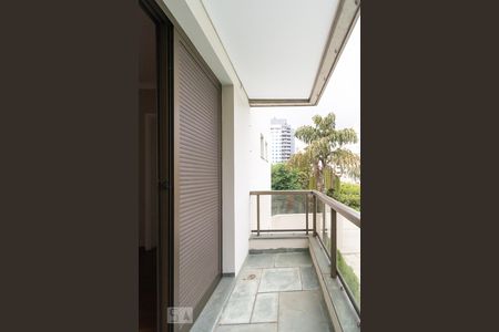 Apartamento para alugar com 178m², 3 quartos e 3 vagas Apartamento para alugar com 178m², 3 quartos e 3 vagasVaranda Suíte 3