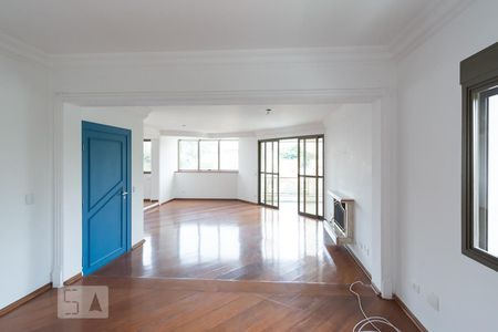 Apartamento para alugar com 178m², 3 quartos e 3 vagas Apartamento para alugar com 178m², 3 quartos e 3 vagasSala