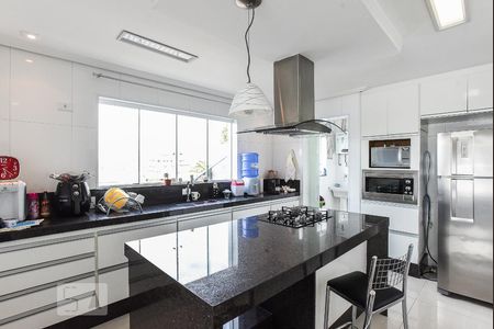 Casa à venda com 400m², 3 quartos e 8 vagasCozinha