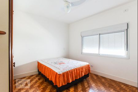 Casa à venda com 400m², 3 quartos e 8 vagasQuarto 2