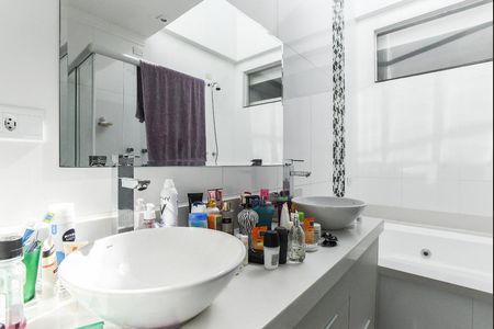 Casa à venda com 400m², 3 quartos e 8 vagasBanheiro da Suíte