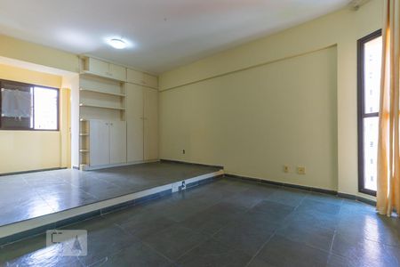 Studio para alugar com 42m², 1 quarto e sem vagaKitnet