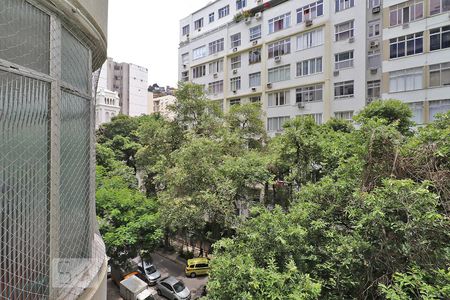 Vista Quarto 1. de apartamento para alugar com 2 quartos, 90m² em Leme, Rio de Janeiro