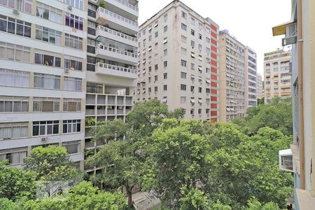 Vista Sala. de apartamento para alugar com 2 quartos, 90m² em Leme, Rio de Janeiro