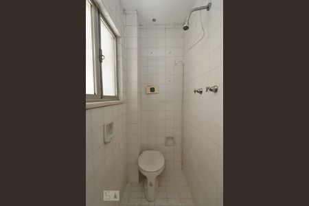 Apartamento para alugar com 90m², 2 quartos e 1 vagaBanheiro de Serviço.