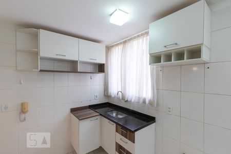 Apartamento para alugar com 67m², 2 quartos e 1 vagaCozinha