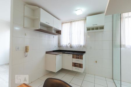 Apartamento para alugar com 67m², 2 quartos e 1 vagaCozinha