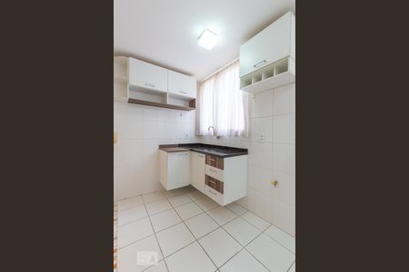 Apartamento para alugar com 67m², 2 quartos e 1 vagaCozinha