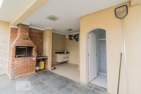 Churrasqueira de casa à venda com 4 quartos, 200m² em Jardim Bom Clima, Guarulhos