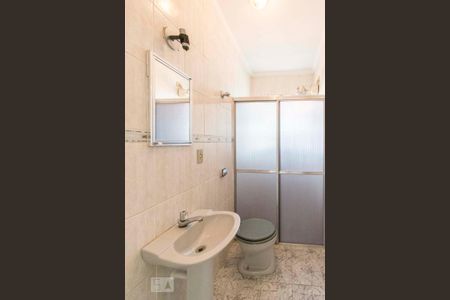 Casa à venda com 285m², 4 quartos e 4 vagasBanheiro