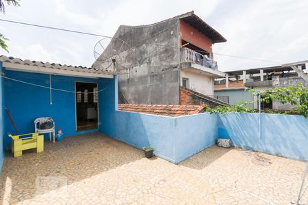 Quintal de casa à venda com 2 quartos, 120m² em Vila Yolanda, Osasco