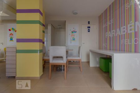 Apartamento à venda com 47m², 2 quartos e 1 vagaSalão de festas infantil