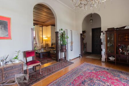 Hall de casa à venda com 4 quartos, 440m² em Sumaré, São Paulo