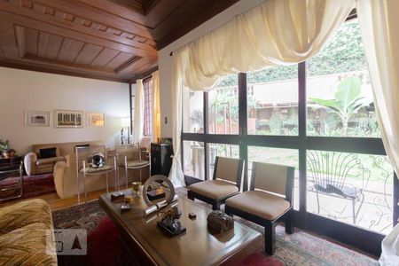 Sala de casa à venda com 4 quartos, 440m² em Sumaré, São Paulo