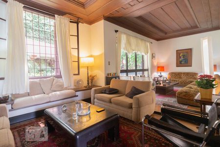 Sala de casa à venda com 4 quartos, 440m² em Sumaré, São Paulo