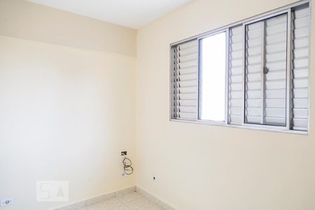 Quarto 2 de apartamento para alugar com 2 quartos, 60m² em Vila Paranagua, São Paulo