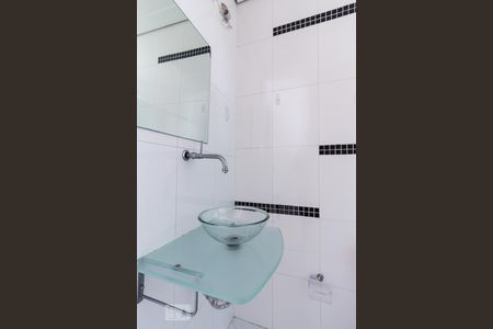 Banheiro de apartamento à venda com 2 quartos, 48m² em Jardim Marajoara, São Paulo