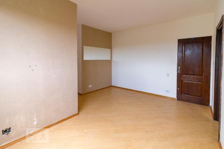Sala de apartamento para alugar com 2 quartos, 57m² em Picanço, Guarulhos