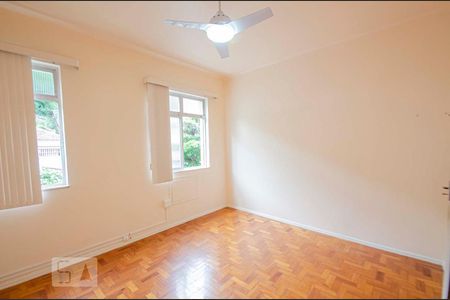 Quarto 1 de apartamento para alugar com 1 quarto, 36m² em Grajaú , Rio de Janeiro