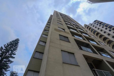 Apartamento para alugar com 70m², 2 quartos e 1 vaga Apartamento para alugar com 70m², 2 quartos e 1 vagaFachada