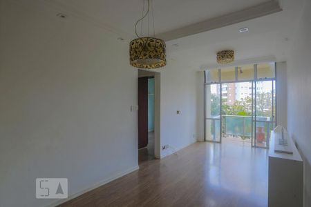 Apartamento para alugar com 70m², 2 quartos e 1 vaga Apartamento para alugar com 70m², 2 quartos e 1 vagaSala