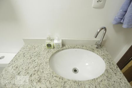 Banheiro de apartamento para alugar com 1 quarto, 40m² em Bela Vista, São Paulo