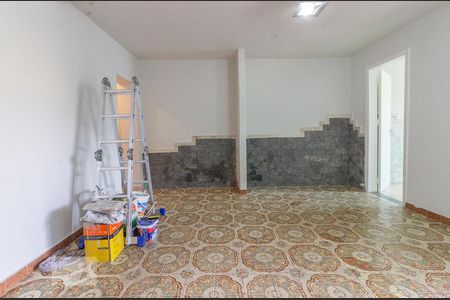 Sala de casa para alugar com 3 quartos, 150m² em Carlos Prates, Belo Horizonte