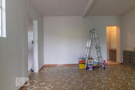 Sala de casa para alugar com 3 quartos, 150m² em Carlos Prates, Belo Horizonte