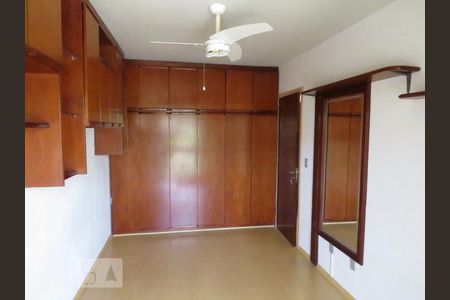 Quarto de apartamento à venda com 1 quarto, 55m² em Jardim Floresta, Porto Alegre