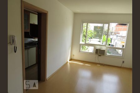 Sala de apartamento à venda com 1 quarto, 55m² em Jardim Floresta, Porto Alegre