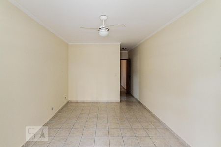 Casa para alugar com 170m², 3 quartos e 2 vagasSuite