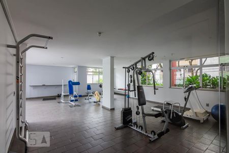 Apartamento para alugar com 200m², 3 quartos e 2 vagasAcademia Edifício