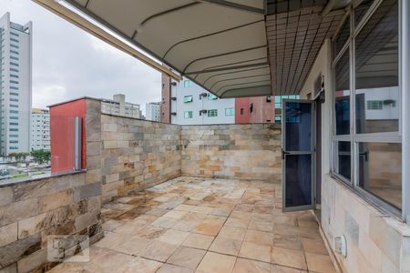 Apartamento para alugar com 200m², 3 quartos e 2 vagasÁrea Externa