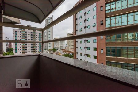 Apartamento para alugar com 200m², 3 quartos e 2 vagasVaranda 