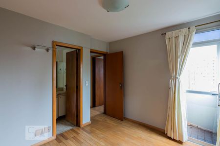 Apartamento para alugar com 200m², 3 quartos e 2 vagasQuarto 3 Suíte
