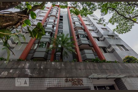Apartamento para alugar com 200m², 3 quartos e 2 vagasFachada Edifício