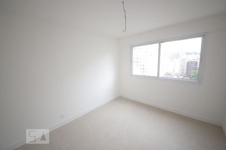 Suíte 1 de apartamento à venda com 2 quartos, 85m² em Icaraí, Niterói