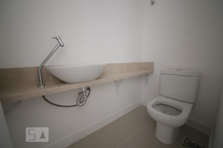 Lavabo de apartamento para alugar com 2 quartos, 85m² em Icaraí, Niterói