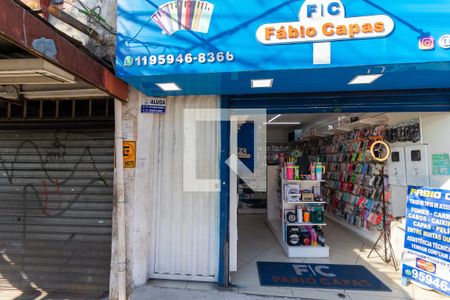 Fachada de casa para alugar com 1 quarto, 36m² em Itaquera, São Paulo