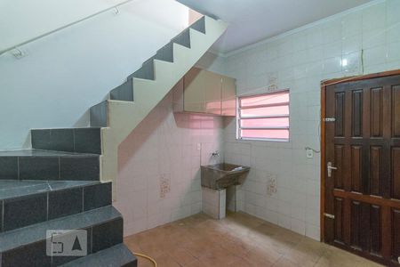 Área de Serviço de casa para alugar com 1 quarto, 80m² em Jardim Santo Antônio, Santo André