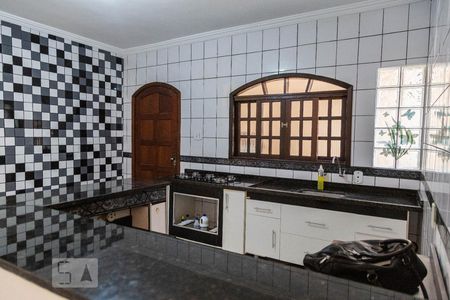 Casa para alugar com 125m², 2 quartos e sem vaga Casa para alugar com 125m², 2 quartos e sem vagaCozinha