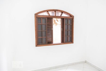 Quarto 2 de casa para alugar com 2 quartos, 125m² em Jardim Dona Sinhá, São Paulo