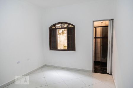 Suíte de casa para alugar com 2 quartos, 125m² em Jardim Dona Sinhá, São Paulo