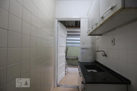 Cozinha de apartamento à venda com 1 quarto, 38m² em Bela Vista, São Paulo