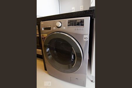 Apartamento à venda com 58m², 2 quartos e 1 vaga Apartamento à venda com 58m², 2 quartos e 1 vagaLavanderia