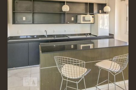 Apartamento à venda com 93m², 1 quarto e 1 vagaSala de festas 