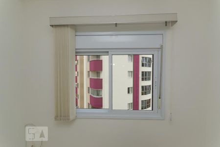 Apartamento para alugar com 50m², 2 quartos e 1 vaga Apartamento para alugar com 50m², 2 quartos e 1 vagaJanela do quarto 2 suíte