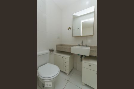 Apartamento para alugar com 50m², 2 quartos e 1 vaga Apartamento para alugar com 50m², 2 quartos e 1 vagaBanheiro do quarto 2 suíte