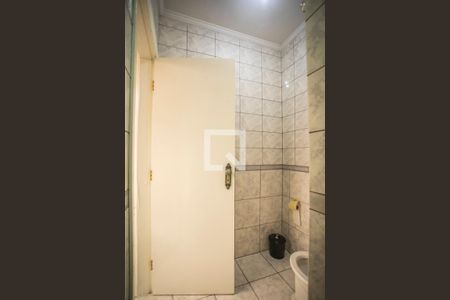 Casa à venda com 275m², 4 quartos e 3 vagas Casa à venda com 275m², 4 quartos e 3 vagasBanheiro 2